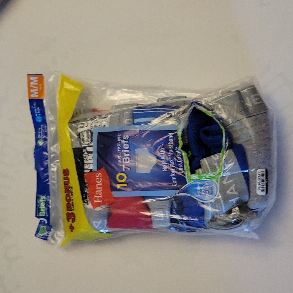 HANES Tagless Briefs 10 pair Boys Medium 10-12
